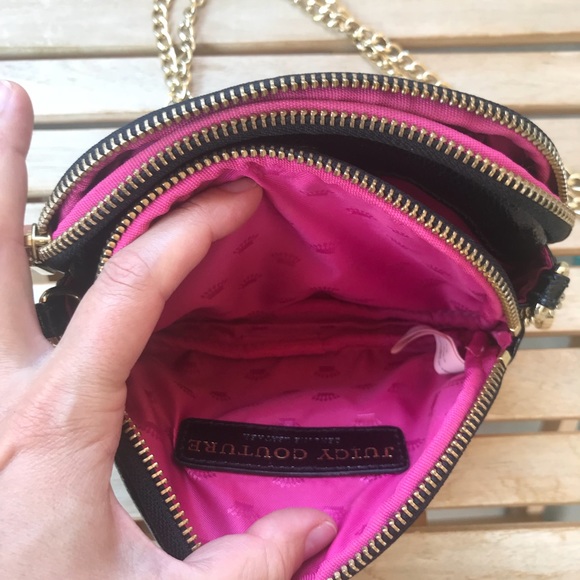 JUICY COUTURE | Textured Crossbody Wallet Bag - Picture 5 of 8